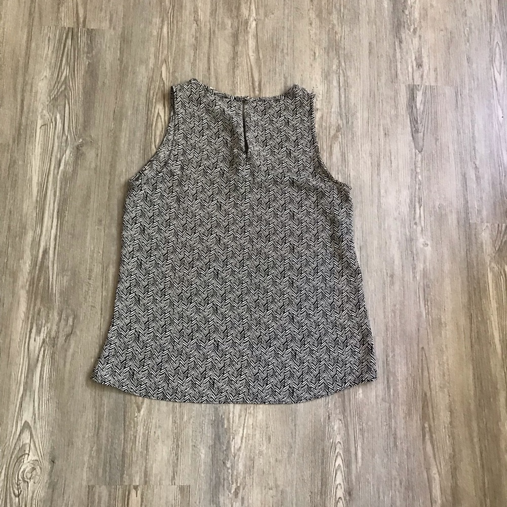 Laundry Top - image 2